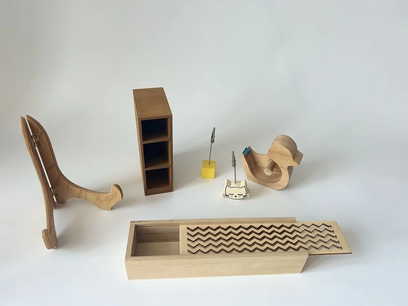 木製オフィス装飾品