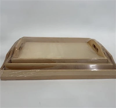 3セットの木製トレイ