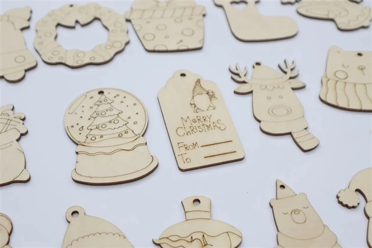 Wooden Christmas Tree Decor